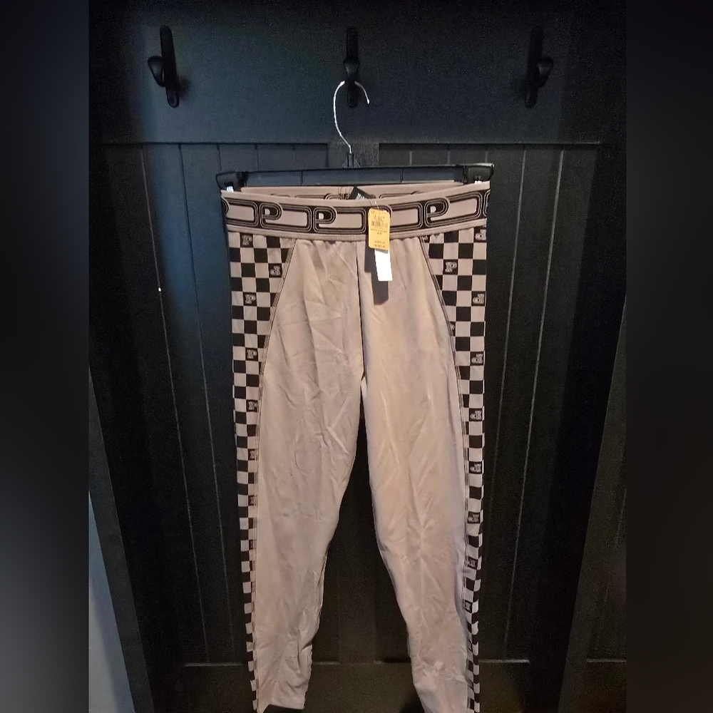 Nwt Victoria Secret Pink Stylish Checkered Womes Leggings